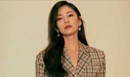 全娱乐圈都在吃瓜歌手,全明星阵容集体“吃瓜”歌手