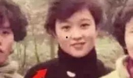 娱乐圈吃瓜少女是谁呀,她是如何成为热门话题的？