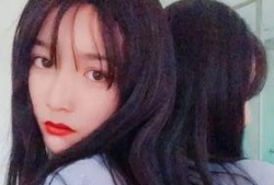 男扮女装网红小,揭秘网络红人的跨界魅力