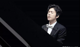 李云迪娱乐圈吃瓜,揭秘钢琴王子背后的瓜田